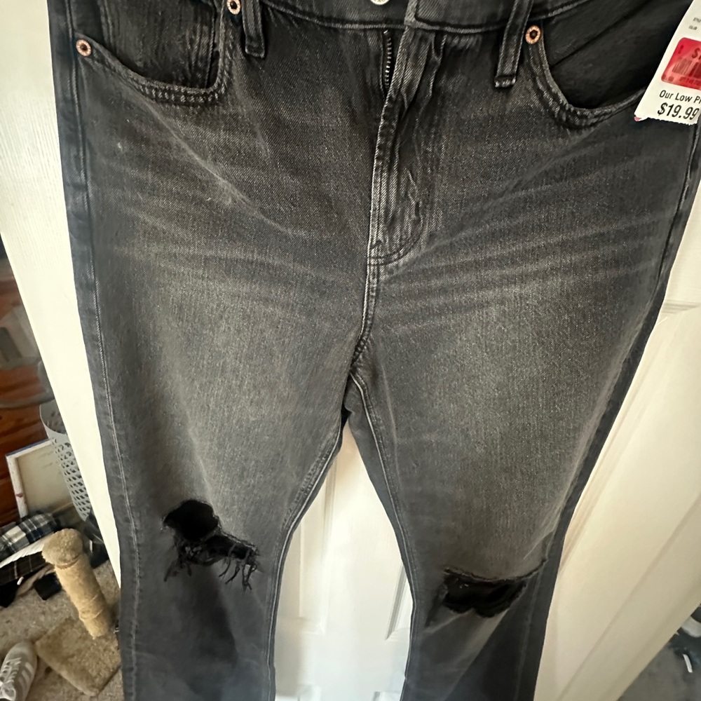 AE Women’s Black Distressed Jeans-90s Bootcut